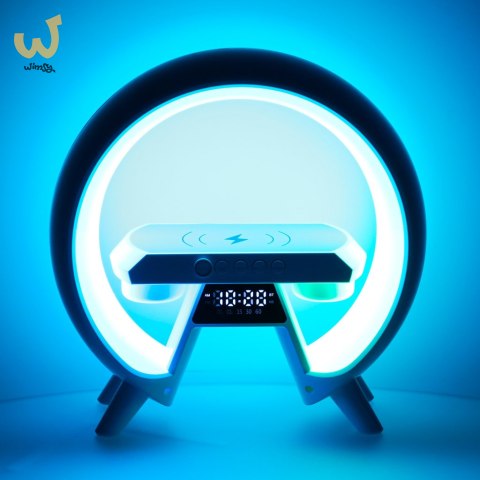 Lampka RGB z ładowarką indukcyjną z radiem biała Lampka RGB z ładowarką indukcyjną z radiem biała