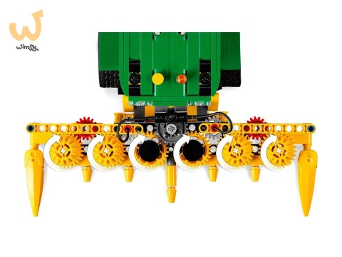 LEGO TECHNIC 42168 John Deere 9700 Forage Harvester LEGO TECHNIC 42168 John Deere 9700 Forage Harvester