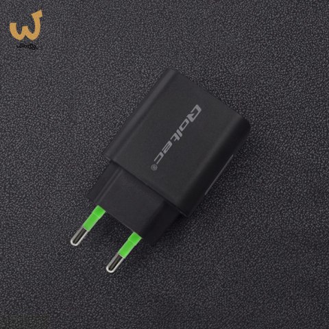 QOLTEC ŁADOWARKA SIECIOWA 18W | 5-12V | 1.5-3A | USB TYP C PD | USB QC 3.0 | CZARNA QOLTEC ŁADOWARKA SIECIOWA 18W | 5-12V | 1.5-3A | USB TYP C PD | USB QC 3.0 | CZARNA
