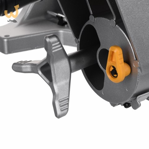 Pilarka tarczowa DeWalt DWS780-QS (1675W; 305mm) Pilarka tarczowa DeWalt DWS780-QS (1675W; 305mm)