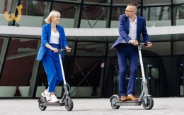 Hulajnoga motus Scooty 8,5 (kolor turkusowy)