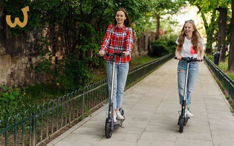 Hulajnoga motus Scooty 8,5 (kolor turkusowy) Hulajnoga motus Scooty 8,5 (kolor turkusowy)