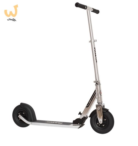 Hulajnoga Razor A5 Air 13073090 (kolor srebrny) Hulajnoga Razor A5 Air 13073090 (kolor srebrny)