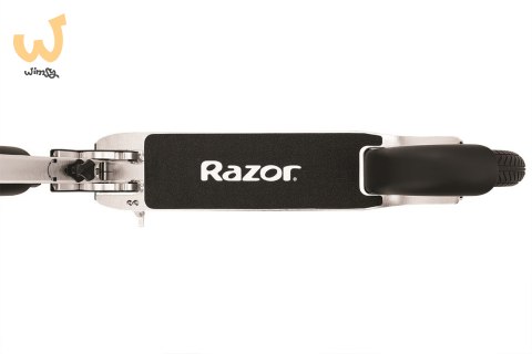 Hulajnoga Razor A5 Air 13073090 (kolor srebrny) Hulajnoga Razor A5 Air 13073090 (kolor srebrny)