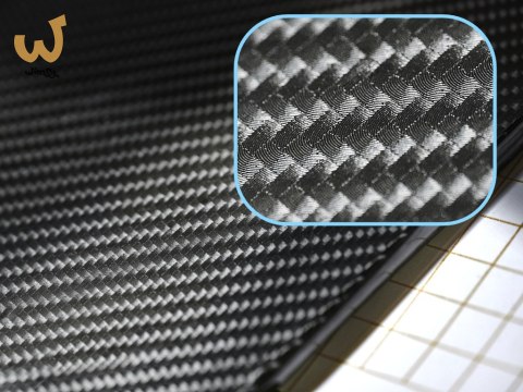 Folia rolka carbon 5D czarna 1,52x18m Folia rolka carbon 5D czarna 1,52x18m