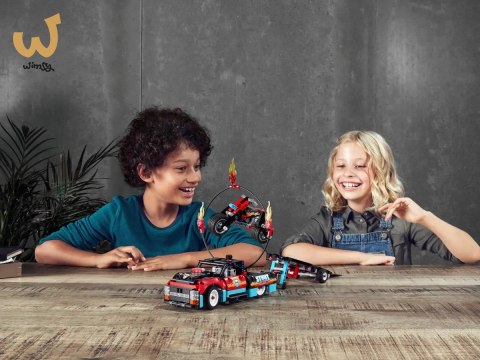 LEGO Technic 42106 - Furgonetka i motocykl kaskaderski LEGO Technic 42106 - Furgonetka i motocykl kaskaderski