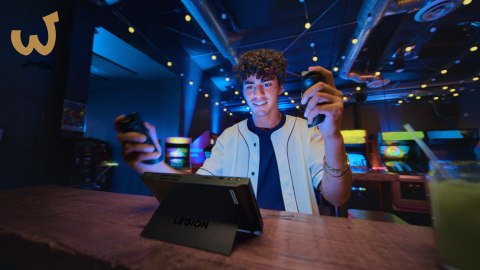 Lenovo Legion Go 8APU1 Ryzen Z1 Extreme 8.8" WQXGA IPS 500nits Glossy 144Hz 16GB LPDDR5x-7500 SSD512 AMD Radeon Graphics Win11 S Lenovo Legion Go 8APU1 Ryzen Z1 Extreme 8.8" WQXGA IPS 500nits Glossy 144Hz 16GB LPDDR5x-7500 SSD512 AMD Radeon Graphics Win11 S