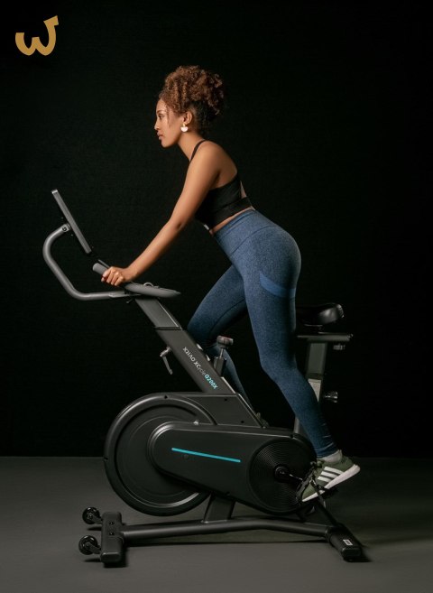 Rower stacjonarny, magnetyczny OVICX Q200X z ekranem dotykowym 15,6" TFT, WIFI bluetooth&app (WYPRZEDAŻ) Rower stacjonarny, magnetyczny OVICX Q200X z ekranem dotykowym 15,6" TFT, WIFI bluetooth&app (WYPRZEDAŻ)