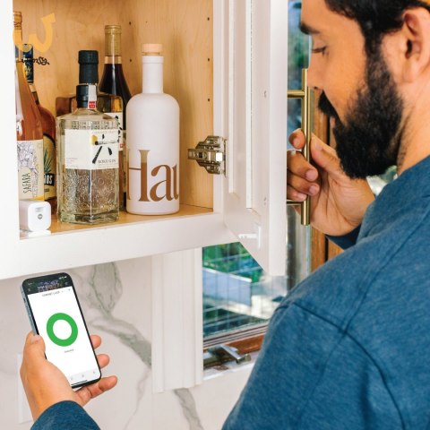 Inteligentny zamek do szafki Yale Smart Cabinet Lock Inteligentny zamek do szafki Yale Smart Cabinet Lock