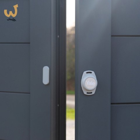 Yale Inteligentny sterownik do garażu 1x Smart Opener , 1x Door Position Sensor, 1x Magnes, 2x Dodatkowy kabel, 2x Taśma instala Yale Inteligentny sterownik do garażu 1x Smart Opener , 1x Door Position Sensor, 1x Magnes, 2x Dodatkowy kabel, 2x Taśma instala