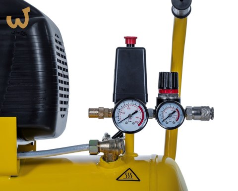Sprężarka olejowa 1500W FCCC404STN005 STANLEY (WYPRZEDAŻ) Sprężarka olejowa 1500W FCCC404STN005 STANLEY (WYPRZEDAŻ)