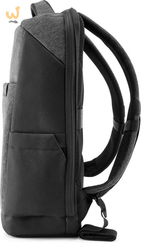 Plecak HP Renew Travel Laptop Backpack do notebooka 15,6" grafitowy 2Z8A3AA Plecak HP Renew Travel Laptop Backpack do notebooka 15,6" grafitowy 2Z8A3AA