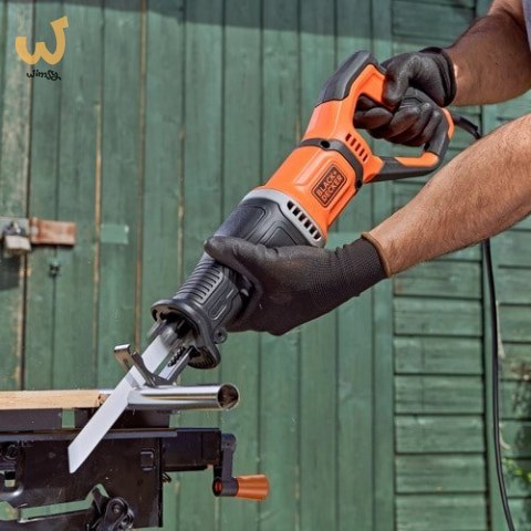 Piła szablasta BES301K-QS BLACK+DECKER Piła szablasta BES301K-QS BLACK+DECKER