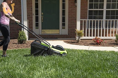24V Kosiarka 33cm GREENWORKS GD24LM33 - 2516107 24V Kosiarka 33cm GREENWORKS GD24LM33 - 2516107