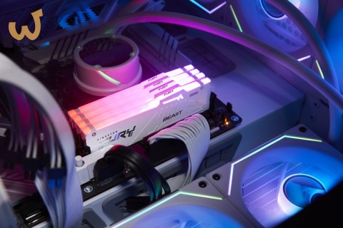 KINGSTON DDR5 32GB 6000MT/s CL30 DIMM FURY Beast White RGB XMP KINGSTON DDR5 32GB 6000MT/s CL30 DIMM FURY Beast White RGB XMP