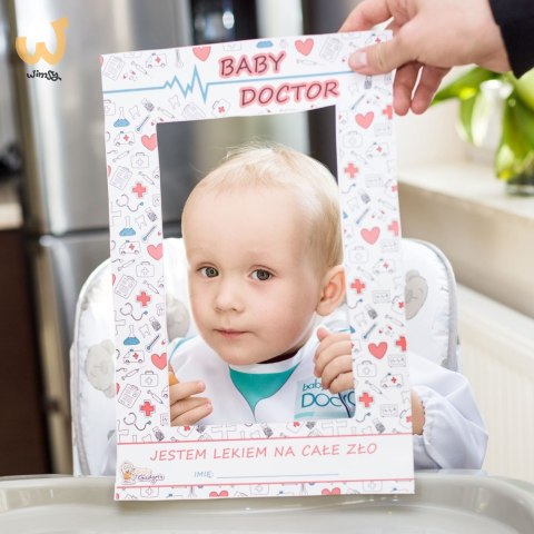 Baby Doctor - Śliniak z rękawami Baby Doctor - Śliniak z rękawami