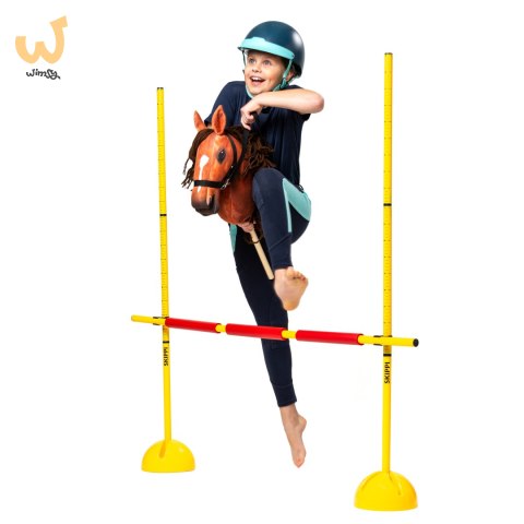 Konik na kiju z kantarem - Hobby Horse Skippi - Bursztyn - jak żywy - A3 Konik na kiju z kantarem - Hobby Horse Skippi - Bursztyn - jak żywy - A3