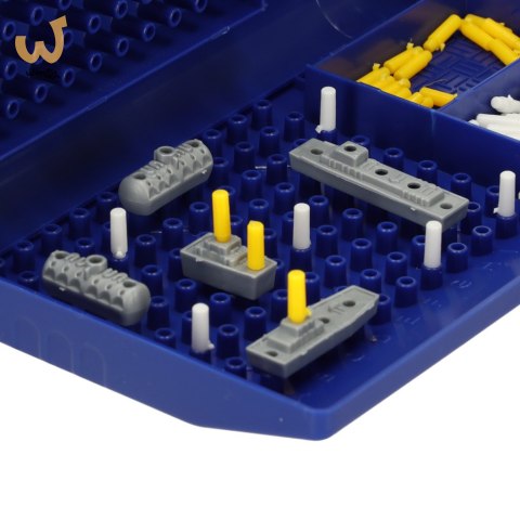 Statki okręty bitwa morska gra strategiczna logiczna w walizce Statki okręty bitwa morska gra strategiczna logiczna w walizce