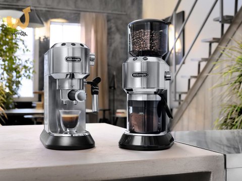 Ekspres kolbowy DeLonghi Dedica Style EC 685.M (1350W; kolor srebrny) Ekspres kolbowy DeLonghi Dedica Style EC 685.M (1350W; kolor srebrny)