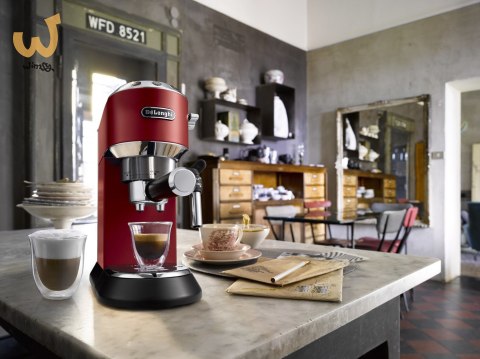 Ekspres kolbowy DeLonghi Dedica Style EC 685.R (1300W; kolor czerwony) Ekspres kolbowy DeLonghi Dedica Style EC 685.R (1300W; kolor czerwony)