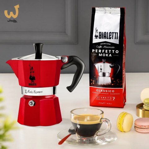 Bialetti kawiarka Winter Wonderland 3TZ czerwona Bialetti kawiarka Winter Wonderland 3TZ czerwona