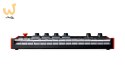 AKAI MPK MINI PLAY 3 - Mini klawiatura sterująca
