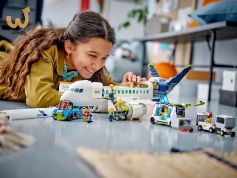 LEGO City 60367 Samolot pasażerski LEGO City 60367 Samolot pasażerski