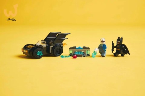 LEGO DC SUPER HEROES 76301 Batman i Batmobil kontra Mr. Freeze LEGO DC SUPER HEROES 76301 Batman i Batmobil kontra Mr. Freeze